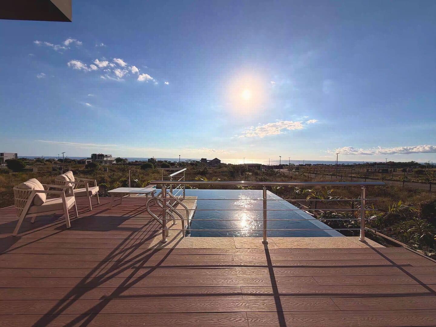 Magnifique villa neuve 5 chambres avec piscine à débordement et vue mer – Ocean Side, Flic-en-Flac